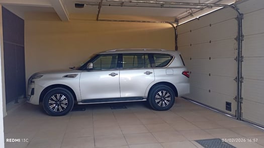 Nissan Patrol 2024, SUV, automatique, essence