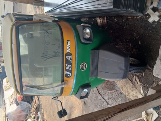 Moto Bajaj JSA Tout Neuf avec Garantie