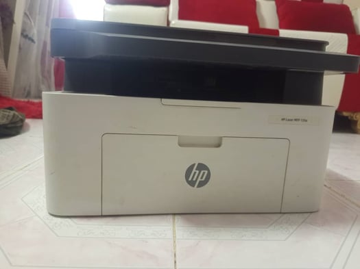 Imprimante HP Laser All-in-One, état neuf