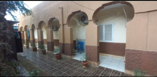 Studio meublé F2 disponible à Gabode à partir du 15 février