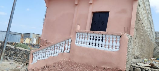 Maison F3 avec terrasse près lycée Hodan 4, Djama télé