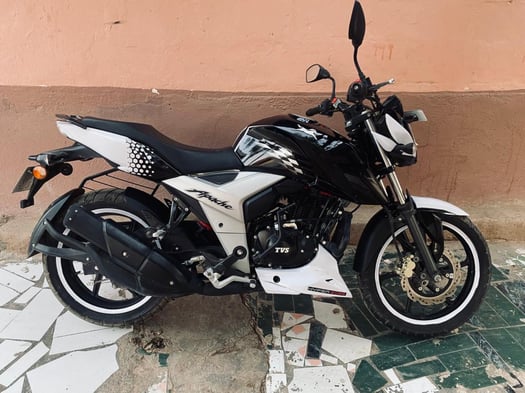 Moto TVS 160cc en excellent état, garantie incluse