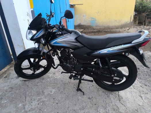 Motos TVS 100cc en bon état