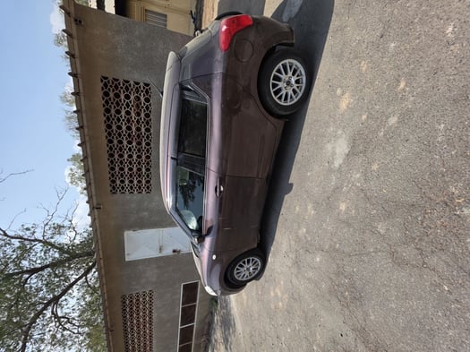 Suzuki Swift 2017, faible kilométrage, entretien suivi, révision à jour