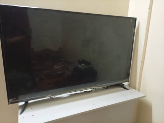 Télévision STAR-X 55 pouces, presque neuf, à vendre