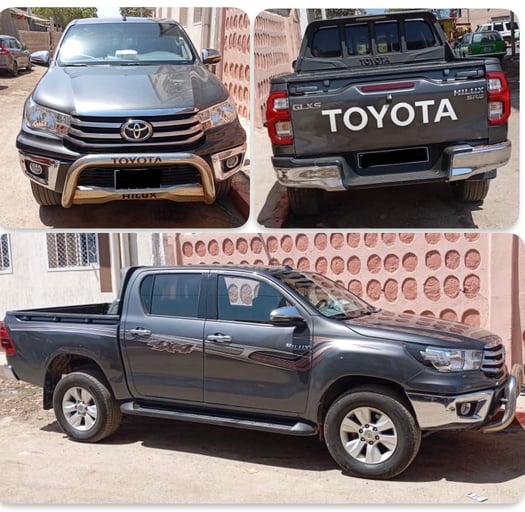 Toyota Hilux 121,000 km, boîte Automatique, excellent état