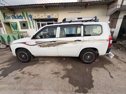 Toyota Probox 2018 automatique, essence, écran 9 + caméra de recul