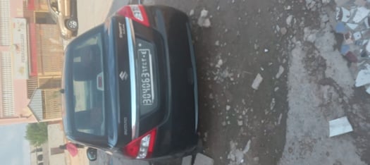 Suzuki Swift Dzire 2014 en bon état à prix réduit