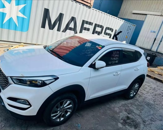Hyundai Tucson 2017, 1.7 Diesel, automatique, blanc, 17 889 km, excellent état