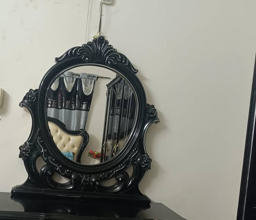 Ensemble salon et chambre à coucher classiques - Bon état général