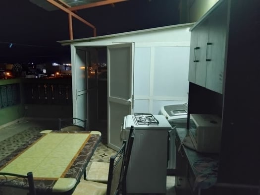 Appartement F2 meublé avec terrasse à Cité Progrès