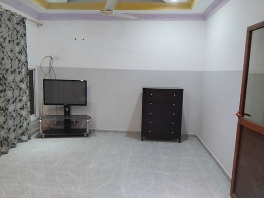 Appartement F2 meublé avec terrasse à Cité Progrès