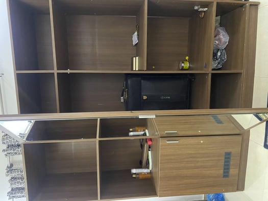 Chambre d\'une personne en excellent état à vendre.