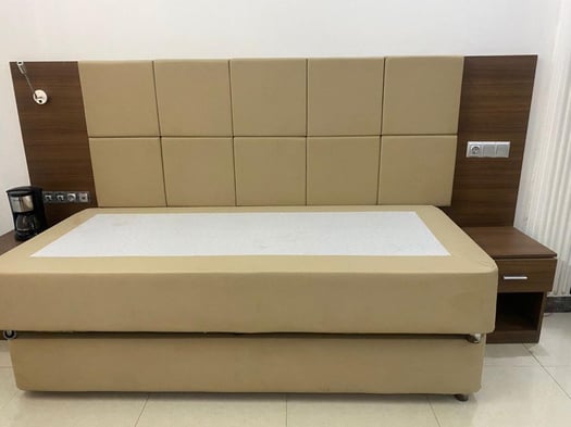 Ensemble de deux chambres en excellent état à vendre