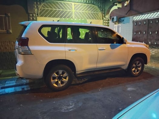 Toyota Prado 2014 diesel, boîte manuelle, très bon état