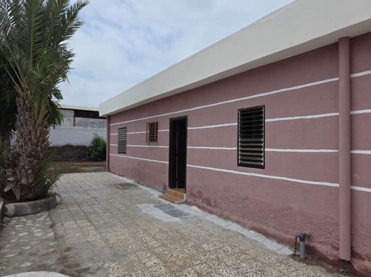 Maison à louer, 3 chambres, Zone Industrielle Sud, parking privé