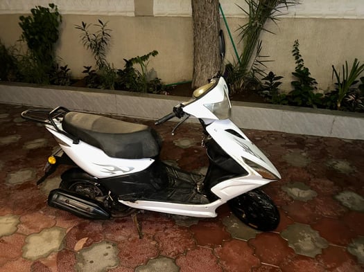 Moto en excellent état, 2 mois d\'utilisation