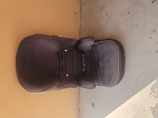 Siège auto en bon état à vendre
