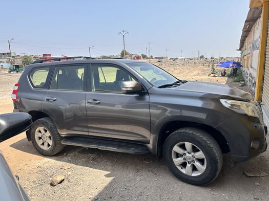 Toyota Prado TXL 2016 Gris Foncé, Prix Abordable
