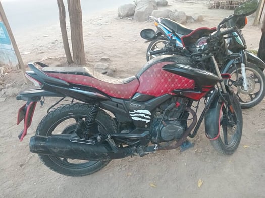 Moto HERO HUNK à vendre