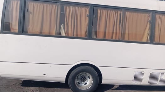 Mitsubishi rosa 2018 . 4 200 000