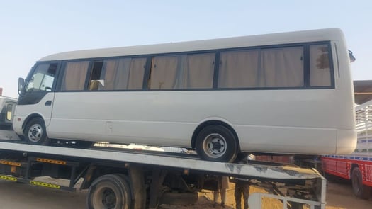 Mitsubishi rosa 2018 . 4 200 000