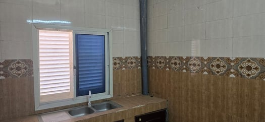 Appartement F4 neuf avec grande véranda, sécurisé à Saline Ouest