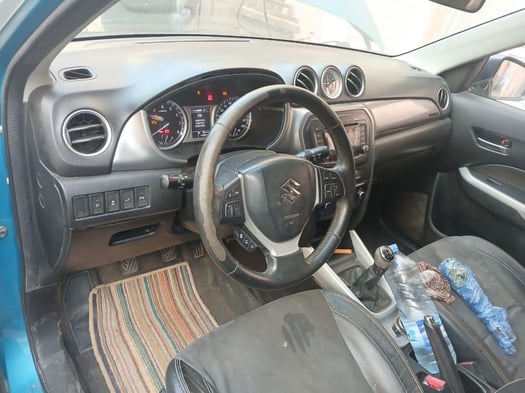 Suzuki Vitara Allgrip 2016, boite automatique, essence, bon état, climatisée