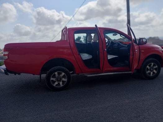 FIAT FULLBACK 2018 en excellent état toutes options