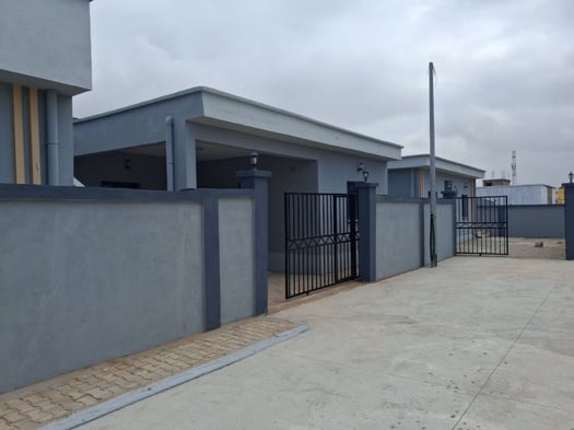 Maison F4 de standing à louer à Nagad