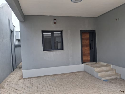 Maison F4 de standing à louer à Nagad