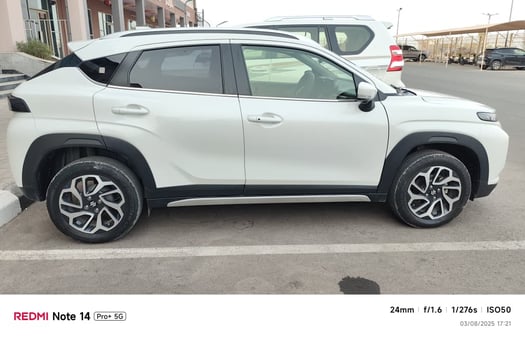 Suzuki New Fronx SUV GLX SLDA 2024, essence, 25 000 km, comme neuf