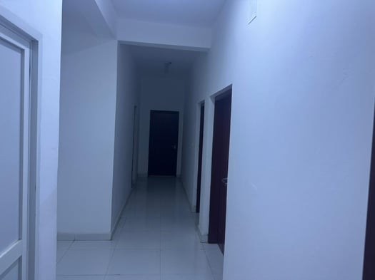 Villa avec 4 appartements F4 à louer(Ancien mitualis)