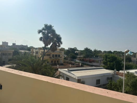 Villa avec 4 appartements F4 à louer(Ancien mitualis)