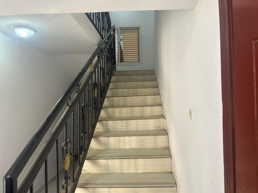 Villa avec 4 appartements F4 à louer(Ancien mitualis)