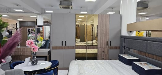 Vente de meubles et électroménager haut de gamme en excellent état