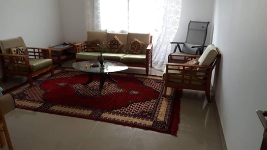 Appartement F4 meublé avec balcon à PK12 Cité Hamdani