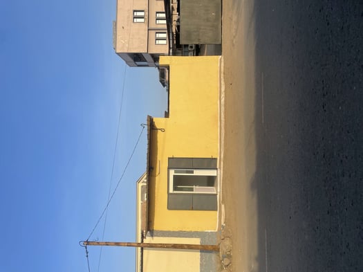 Local commercial neuf de 25m² sur route de Guelleh Batal