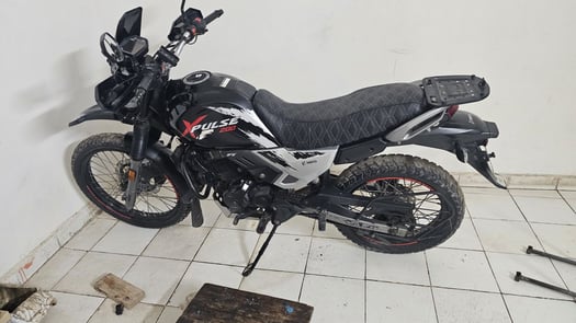 Hero XPulse 200 2V en excellent état, disponible pour essai