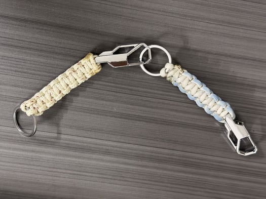 Porte-clés en parracorde résistant - différents modèles