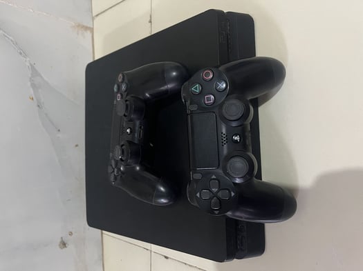 Playstation 4 à vendre