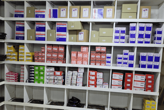 Stock de pièces détachées Bus Mitsubishi Rosa à vendre