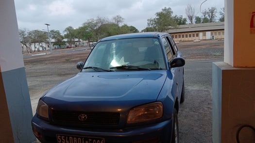 Toyota Rav4 essence en bon état