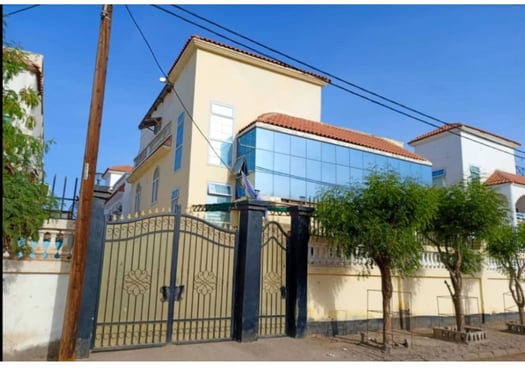 Villa 5+3 à Cité Dawaleh, quartier calme