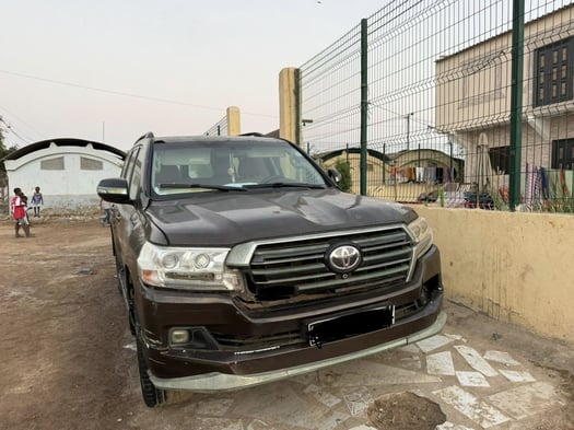 4 Voitures en excellent état à vendre - V8 TOYOTA landcruiser & MARQUE MG 2016 & HYUNDAI CRETA 2023, Kia SPORTAGE 2012