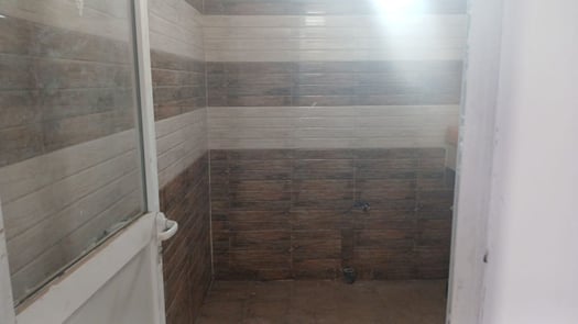 Immeuble R+2 avec terrasse à louer à Hayableh Hejadah