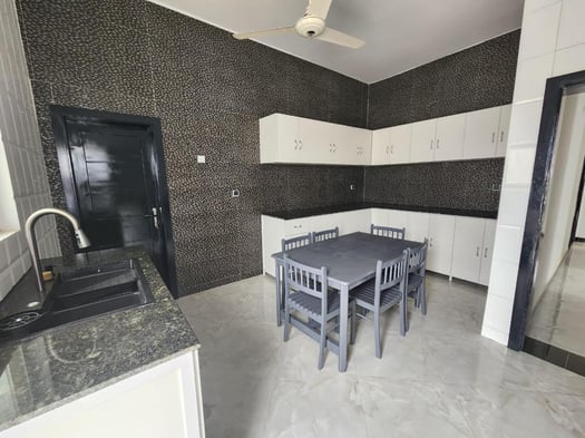 Villa neuve F6 avec terrasse à Haramous