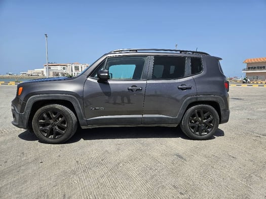 Jeep Renegade 2018 Diesel, boîte manuelle, 5 places
