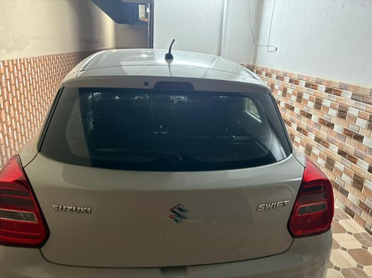 Suzuki Swift 2022 essence automatique full options