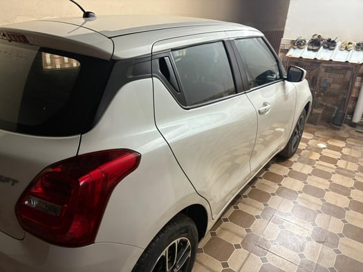 Suzuki Swift 2022 essence automatique full options